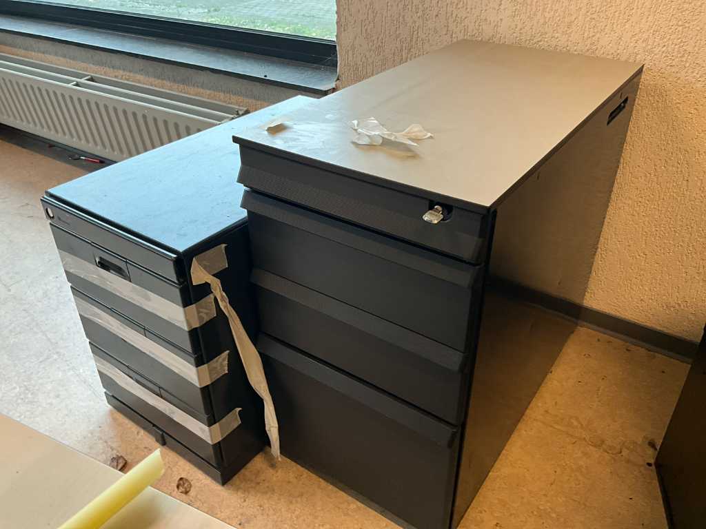 2 different drawer units MEWAF