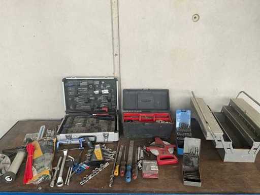 Diverse unelte manuale + huse