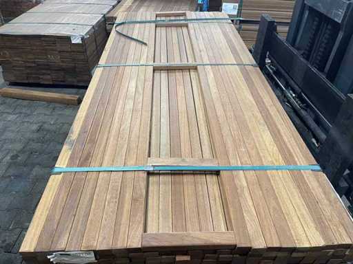 Lattes en teck de Guyana rabotées 2150x40x27mm (408x)