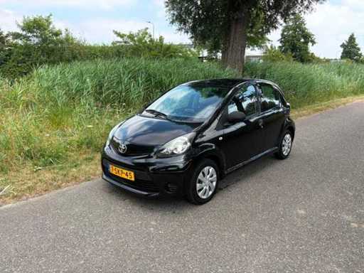 Toyota Aygo 1.0 VVT-i Now , 7-SKP-45