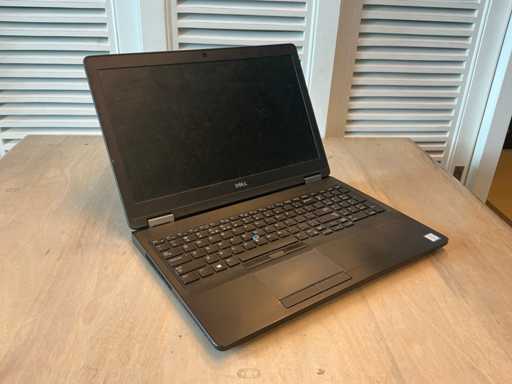 Notebooki — Dell Inc. — Latitude E5570