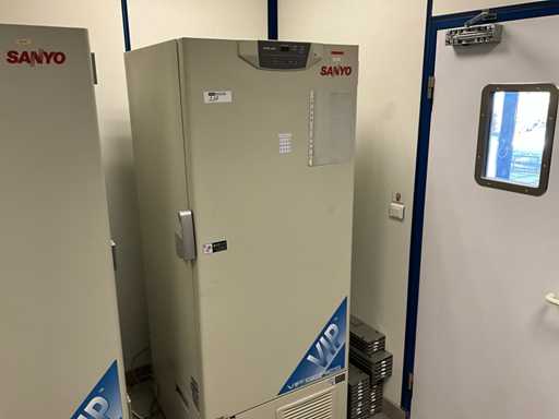 Zamrażarka laboratoryjna SANYO MDF-U5 4V - 80°C