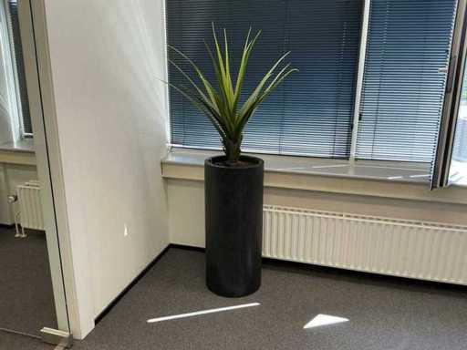 Pianta artificiale in vaso
