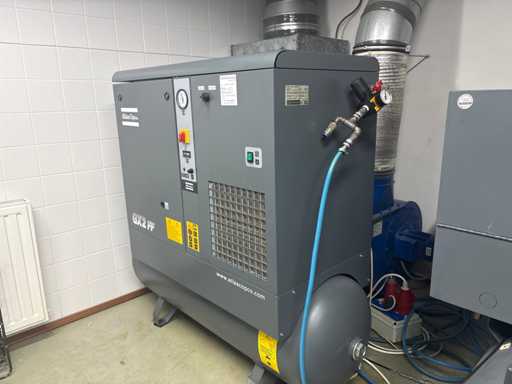2004 Compressore d'aria Atlas Copco AirPower GX2 FF