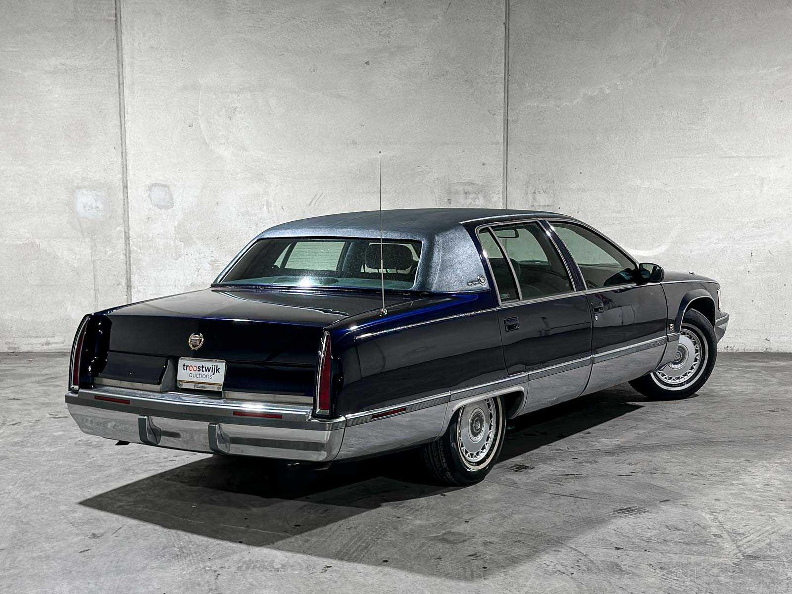 Cadillac Fleetwood Brougham 256pk 1995, G-578-KG
