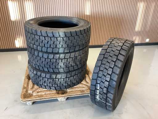 4x Continental 295/55R22.5 M+S Retread Truck Tire