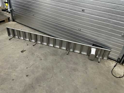 Półka ścienna 1/4 GN