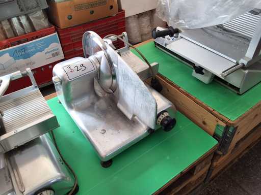   BIZERBA VS5 A slicer