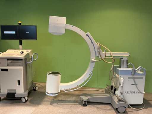 2013 Siemens Arcadis Varic Echipament cu raze X - PC defect 