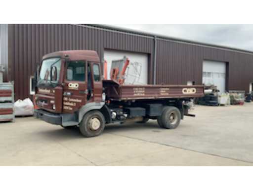 e453163e-1868-4d40-a187-89c38634ffa2.mp4