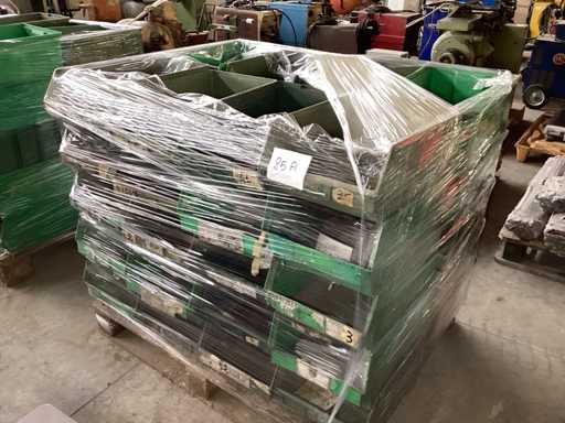 Stackable plastic crates