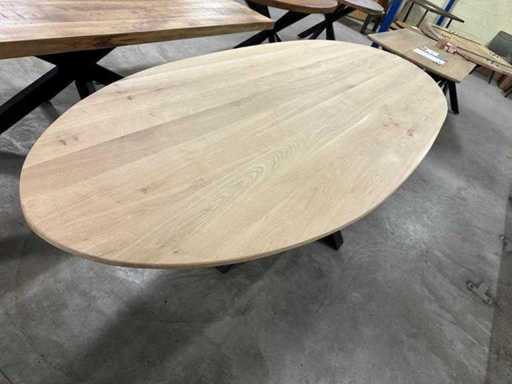 XXL ovaal -300x110  Dining Table massief eiken 3 cm 