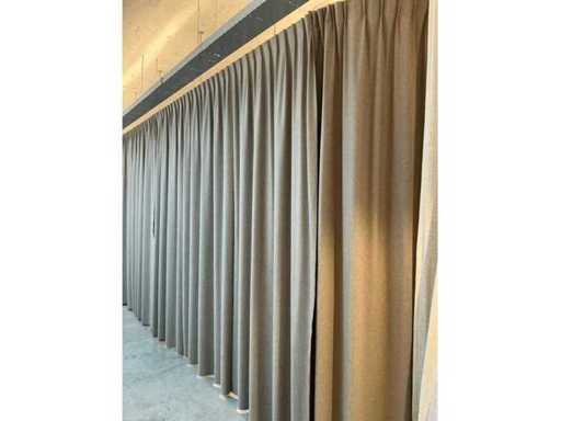 Curtains (+/- 15 running meters)