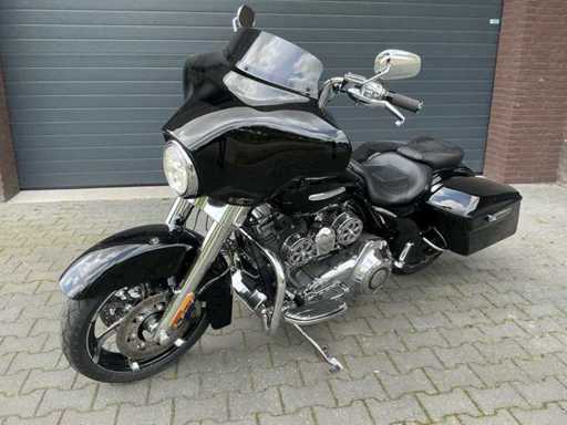 Harley Davidson Tour 110 FLHXSE Street Gl CVO Motorfiets