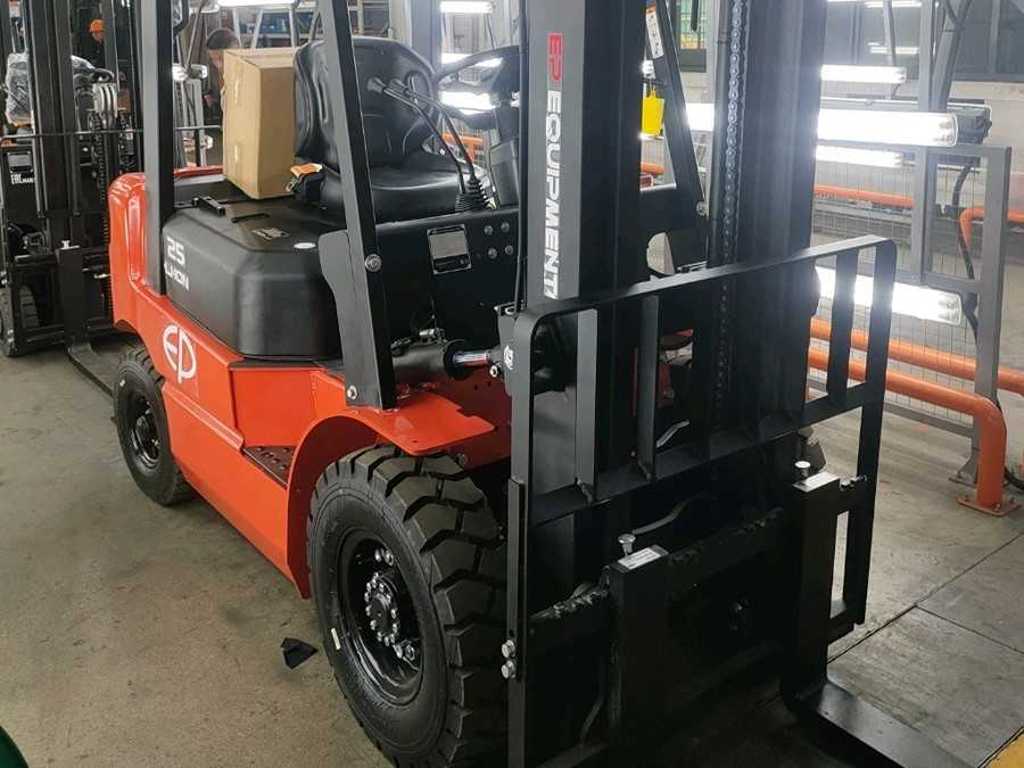 EP - EFL252 - Forklift