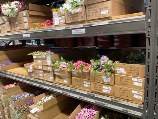 Lot de fleurs artificielles