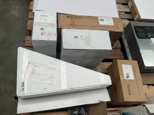 Batch of various washbasins and fountains