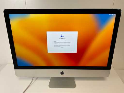 Apple iMac 27", QuadCore i5, 8 GB RAM, 1 TB NVMe, AMD Radeon Pro 570 4 GB All-In-One Desktop