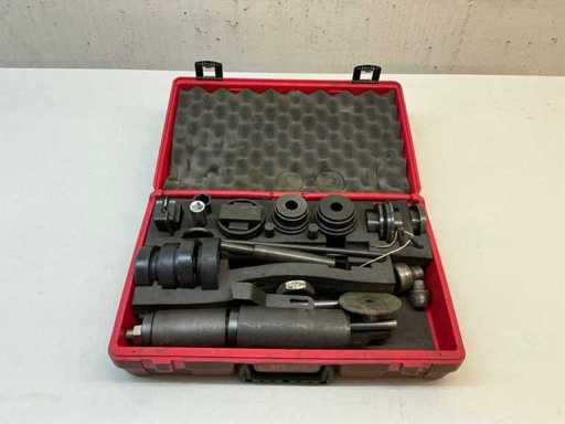 Citroen Spezialwerkzeug zur Achsreparatur