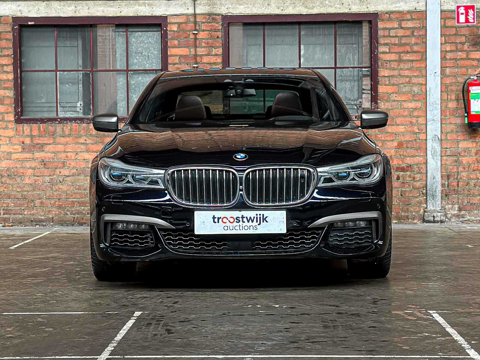 BMW 750d xDrive 400pk 2021 7-serie G11