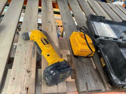 Burghiu DeWalt DW965 cu unghi drept