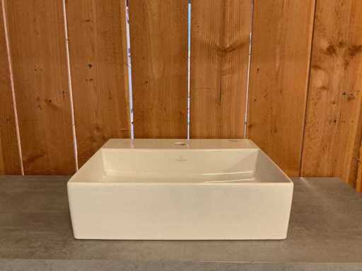 Villeroy & Boch - Washbasin 50 x 41 cm