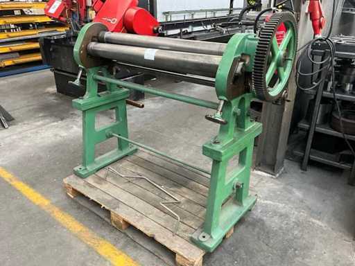 Rouleau en tôle portative