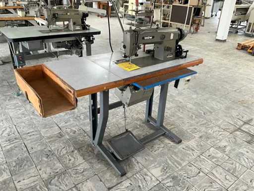 Brother DB2 B791 913 Needle Transport Sewing Machine