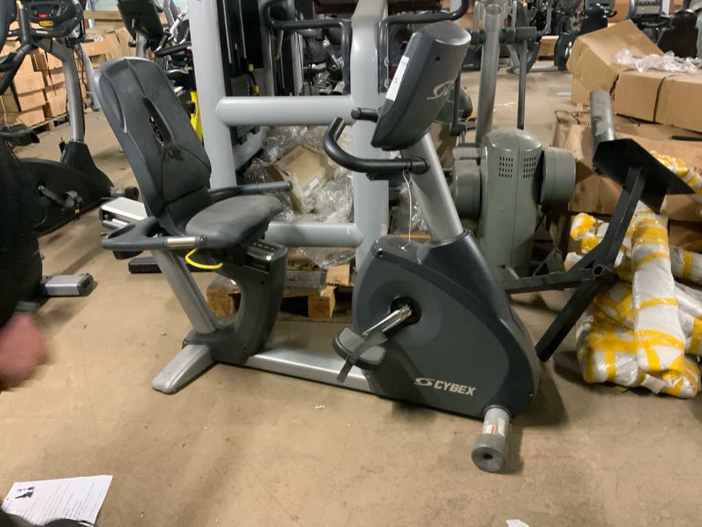 Cybex 750r hot sale recumbent bike