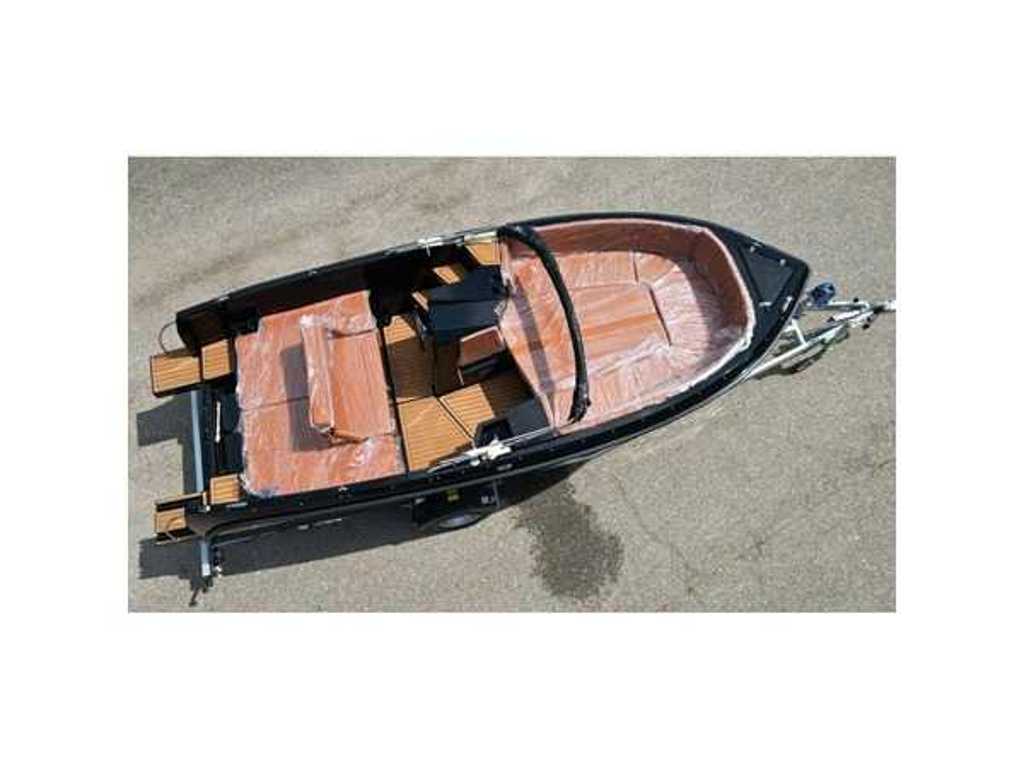 Texas 575, speciaal ontwerp in zwart, motorboot, vissersboot, vissersboot, plezierboot