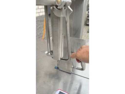 c2cd0fec-5575-45ef-b835-cca0cc761a2d.mp4