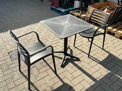 69 chairs with matching table 9 pieces Terrace chair (69x)