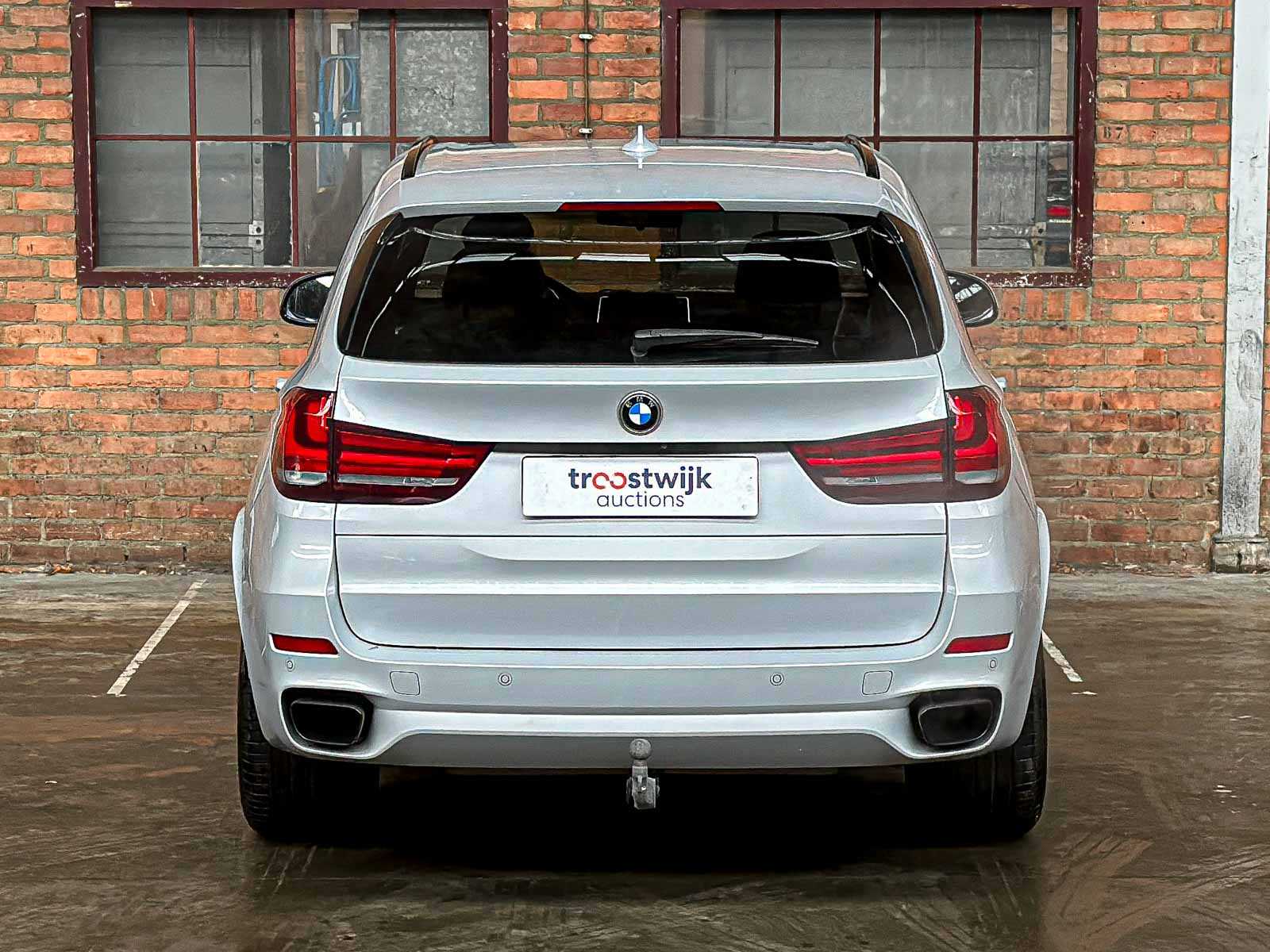 BMW X5 xDrive50i 4.4 V8 M-Sport High Executive F15 449pk 2017, K-353-TD