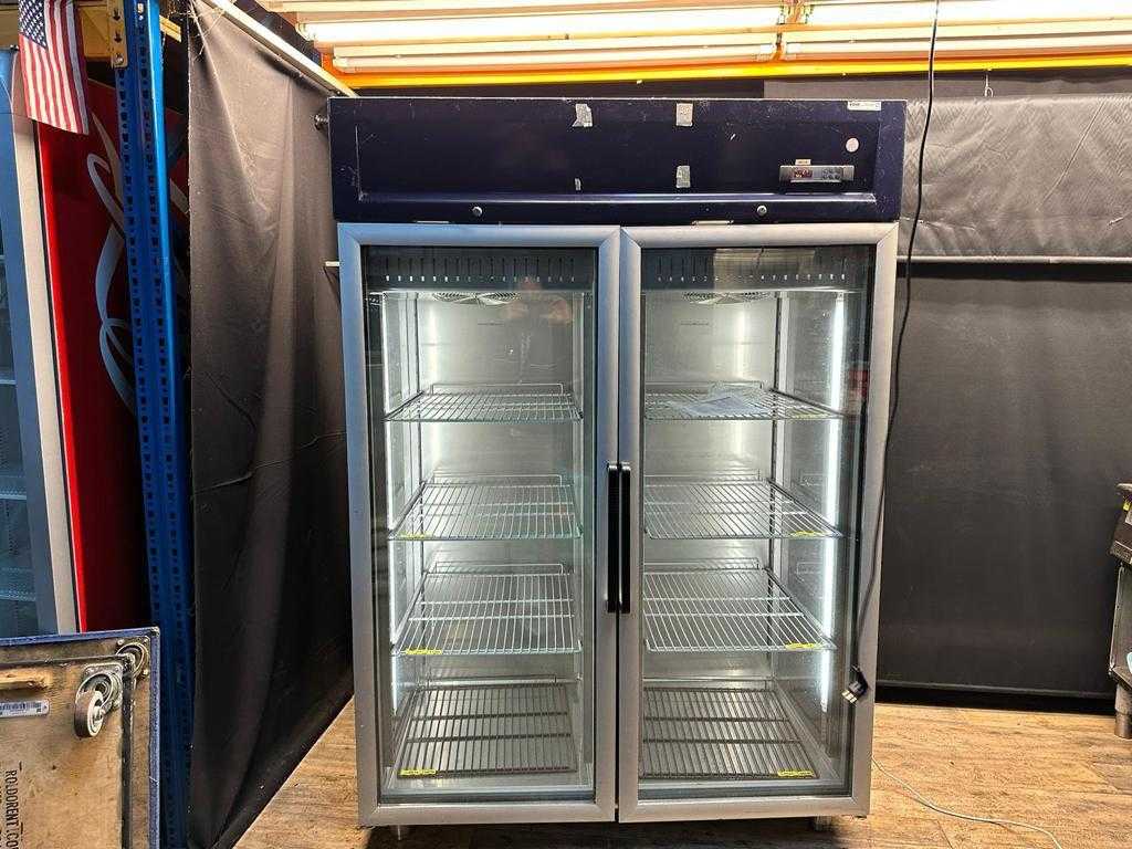 KSE1370 - Réfrigérateur à porte vitrée