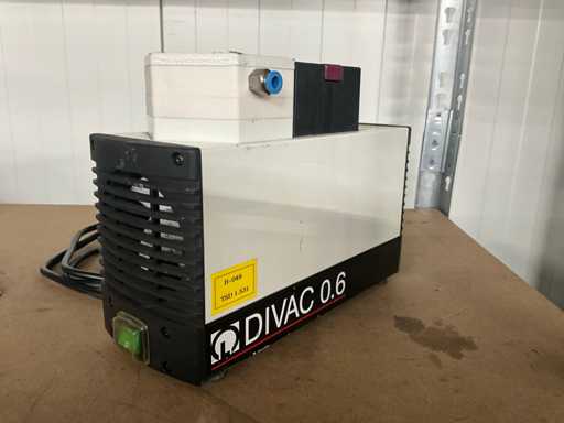 2003 Leybold Vakuum GmbH DIVAC 0.6 Vacuümpomp