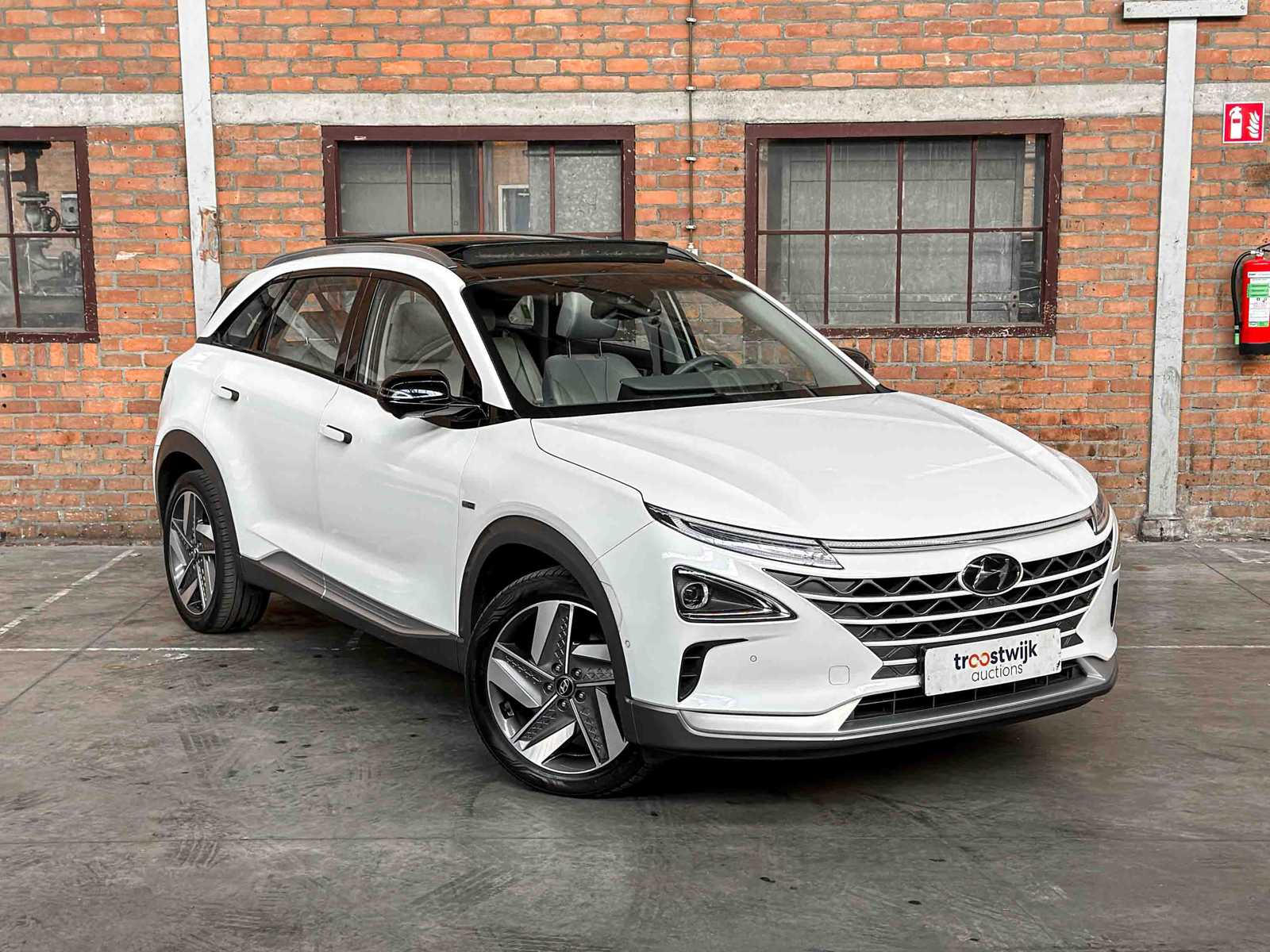 Hyundai NEXO FCEV Plus Pack 163pk 2020 (Origineel-NL), J-193-NB