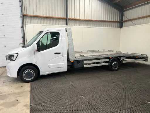 Renault - Master - Autotransporter - Nutzfahrzeug - 2021