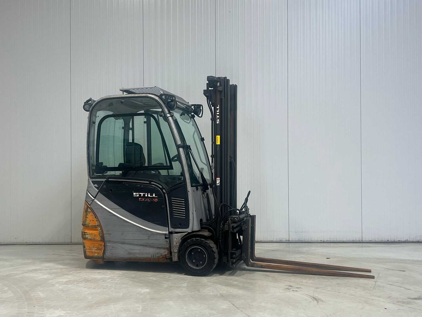 Still – 2017 – RX 20-18 – Forklift – Triplex – fork setter – Side-shift – Free-lift