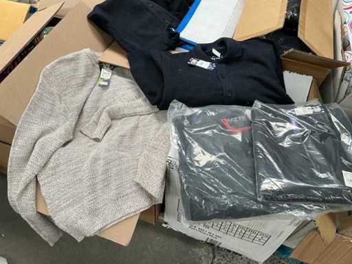 MZ72 Diverse sweaters, gilets en jassen heren (ca. 65x)