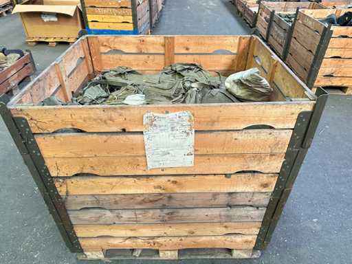 Militärtaschen der Partei