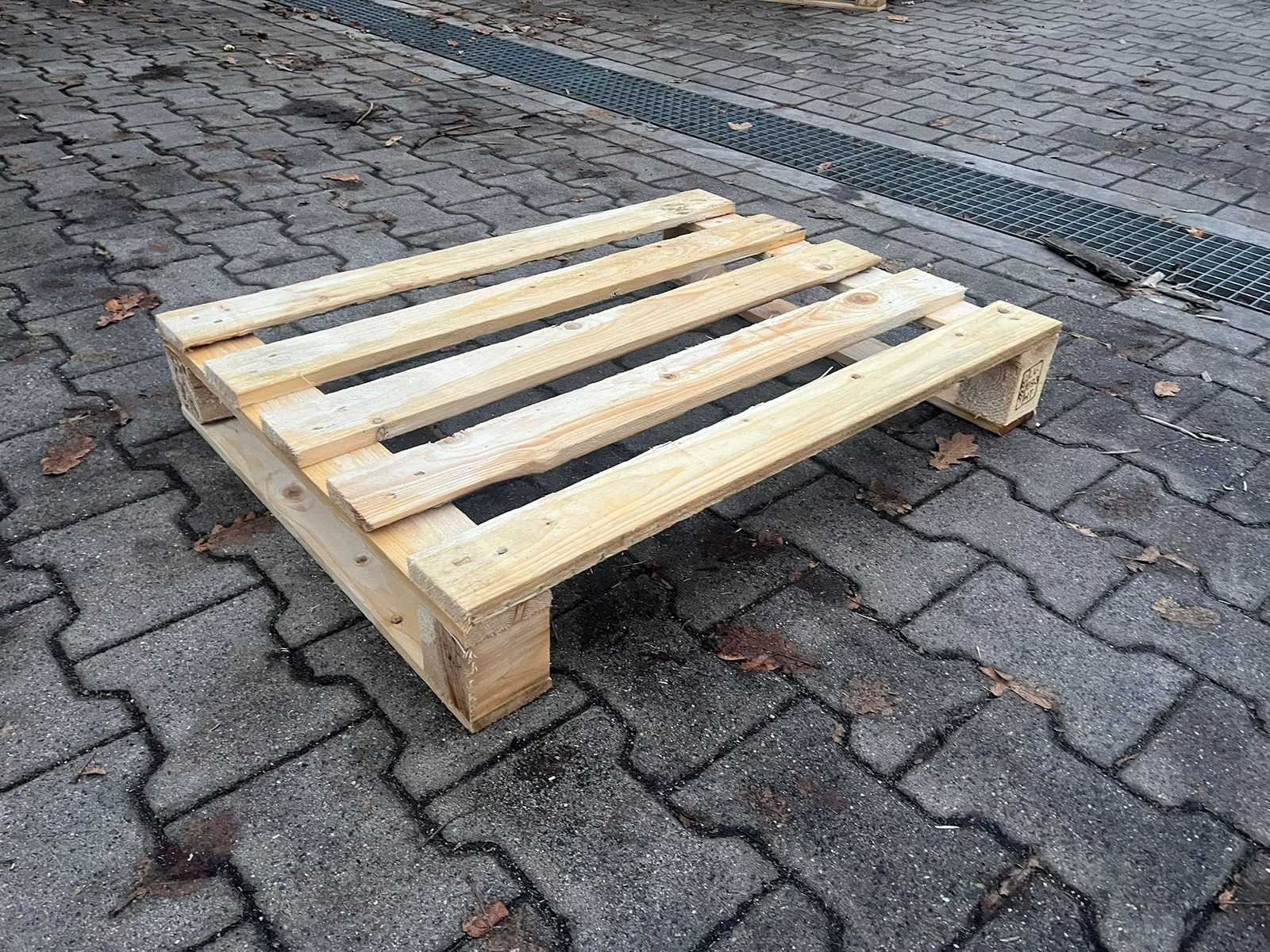 Pallet 500x760mm approx 2700 pieces