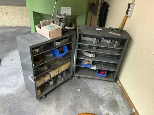 Accessory cabinet on casters