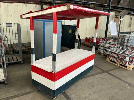 Taraba pieței cu căruțe cu hering