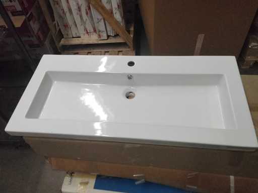 Chiuvet? mare cu 1 orificiu de robinet