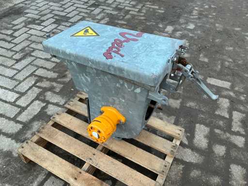 Boîte de découpe Vredo