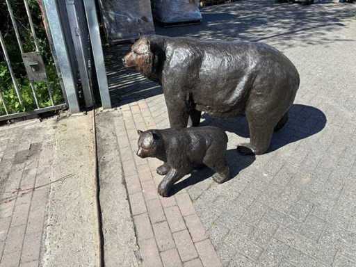 Laufender Bär (2x)