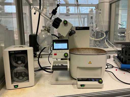BUCHI R-300 & B-300 and V-300 Rotary Evaporator
