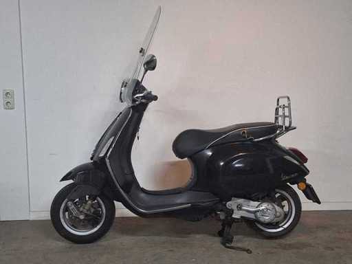 Piaggio Vespa Primavera 25 km cyclomoteur 4 temps
