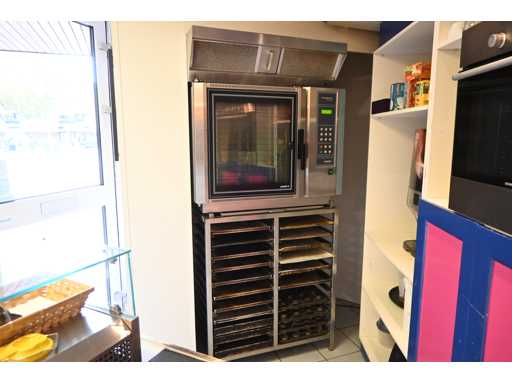 Leventi Combimat Mastermind Hot Air Oven with extraction and 20-piece stainless steel base