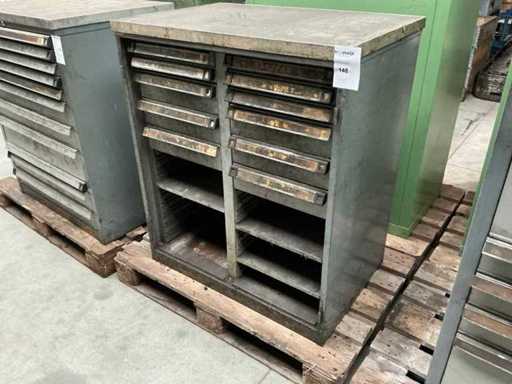 Tiro-Clas Chest of Drawers